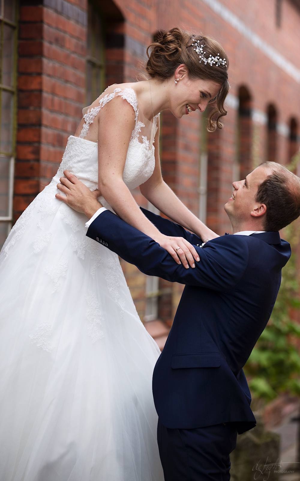 TimAlena 2,medium large.2x.1539708760